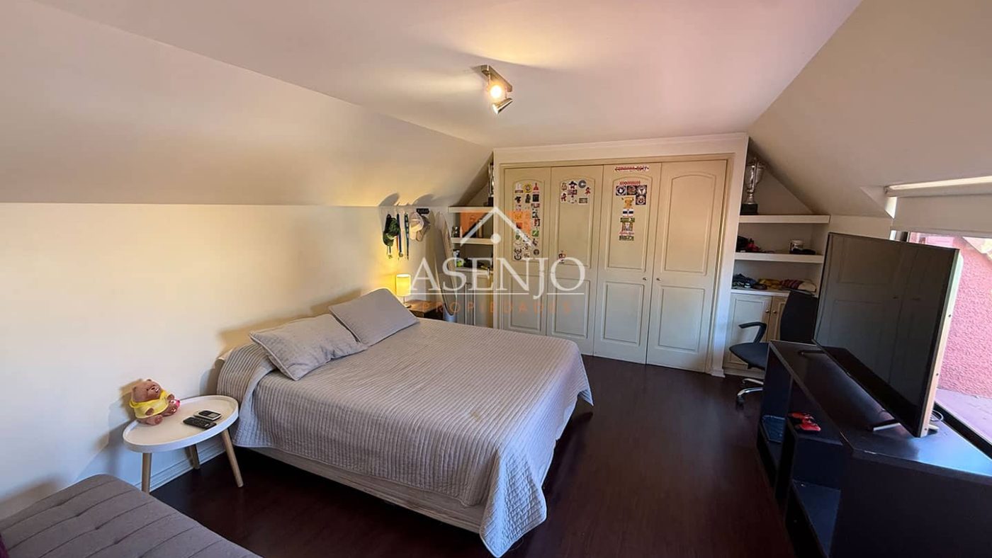 EL ROBLE / HUECHURABA