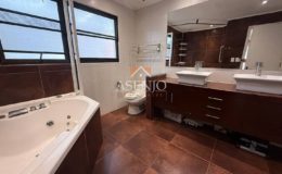 EL ROBLE / HUECHURABA