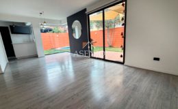 CASA EN SANTA MARTA / HUECHURABA